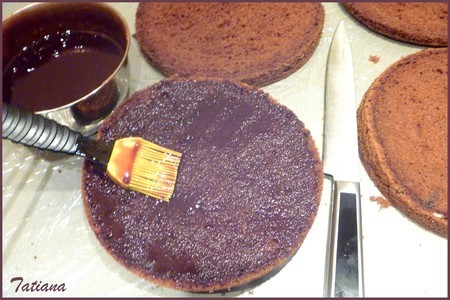 Торт шоколадно-кофейный с миндально-медовым кремом в мультиварке: шаг 11