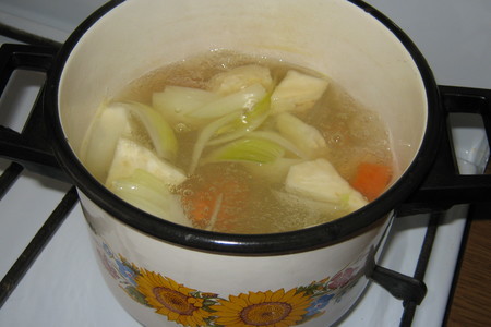Укропный суп с рыбой: шаг 1