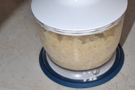 Крем-суп из корня сельдерея на грибном бульоне с трюфельным маслом: шаг 4