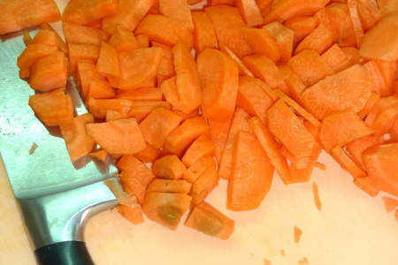 Морковно-апельсиновый суп "находка для жаркого полдня": шаг 1