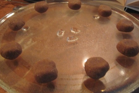 Пирожные "шарики с кофейным кремом"  фм (моя иллюстрация к интересному рецепту): шаг 5
