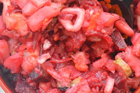 Салат из квашеной капусты и красной свеклы : шаг 8