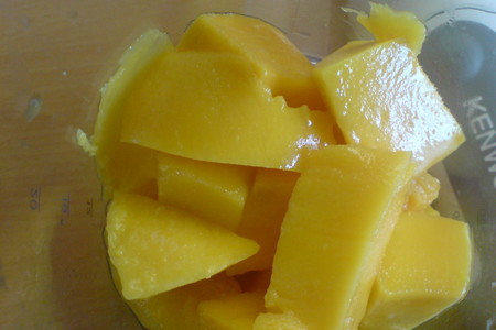 Карамельно-молочно-манговый шейк для ксю(ogiway)....: шаг 3