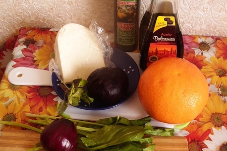 Салат из печеной свеклы и грейпфрута со шпинатом. фм « моя иллюстрация к рецепту».: шаг 2