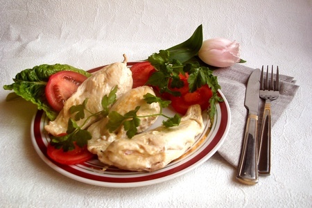 Куриные грудки, фаршированные сыром и помидорами. фм « моя иллюстрация к рецепту».: шаг 5