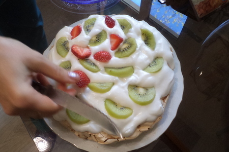 Легкий, воздушный торт «павлова» с нежными сливками от «haas» для аллочки в день свадьбы!: шаг 5