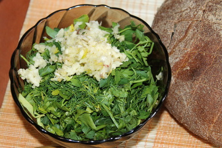 Пикничный хлеб с сыром, зеленью и чесноком: шаг 3