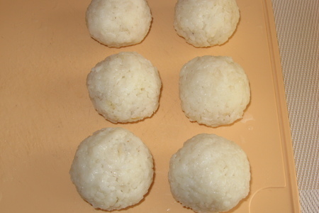 Суши-фрикадельки с копченой скумбрией: шаг 7