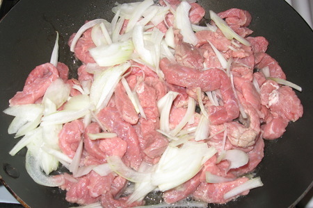 Лапша с говядиной и овощами в соусе терияке: шаг 2
