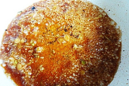 Жаренный тофу под карамельным соусом.: шаг 5