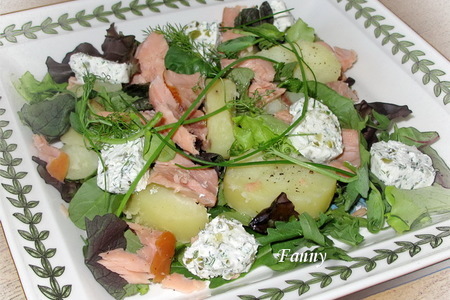 Салат из молодого картофеля с копченым лососем: шаг 7