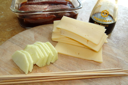 Солнечные говяжьи рулетики с сыром и яблочной ноткой: шаг 3