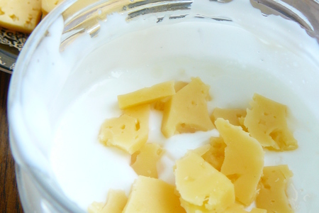 Картофель (запеченный в соли)  под сырным соусом: шаг 5