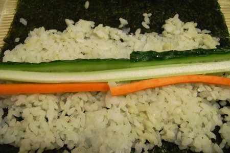 Вегетарианские суши для зайки «нам нет преград!»: шаг 2