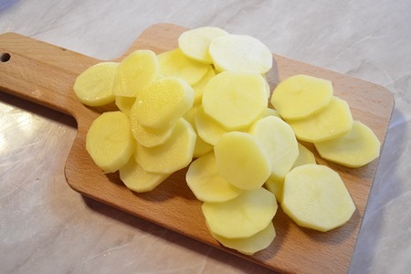 Картофельные корзинки с сыром и чесноком. : шаг 2