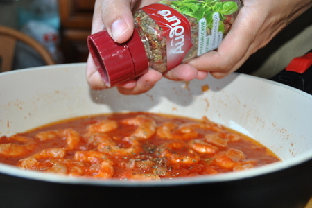 Тальятелле с креветками в томатном соусе: шаг 4