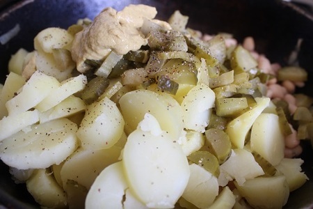 Горячий салат из молодого картофеля с ветчиной и фасолью: шаг 5