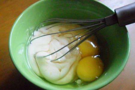Йогуртовый кекс с курагой: шаг 2