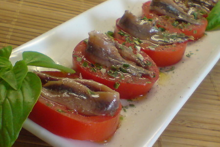 Редис /помидоры с анчоусами,как холодная закуска: шаг 4