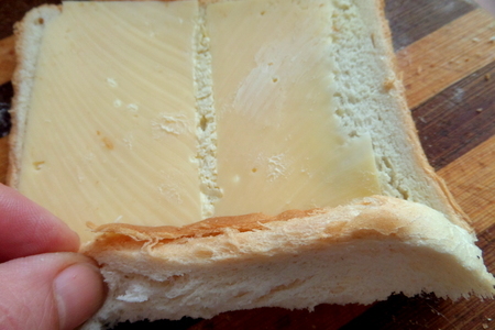 Хлебные трубочки с сыром: шаг 5