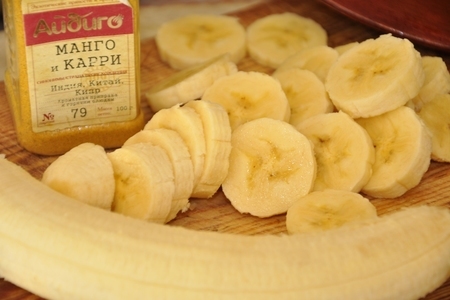 Бананы с медом и карри: шаг 2