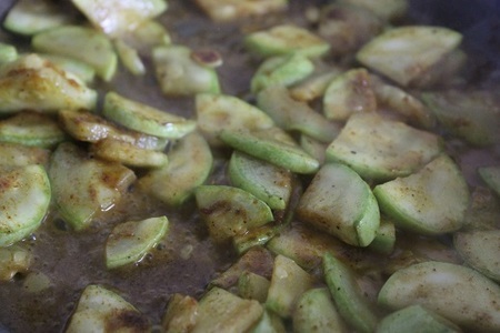 Куриный суп карри с кабачком и рисом: шаг 6