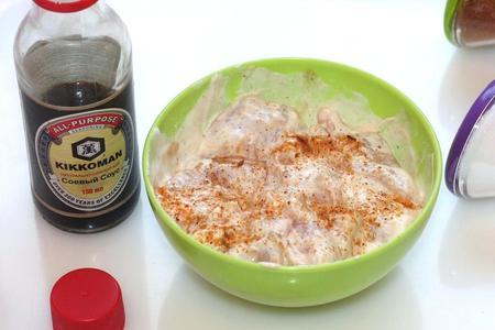 Шашлык с чесночно - ореховым соусом: шаг 2