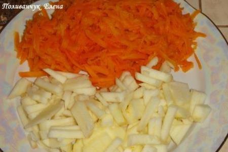 Творожный пудинг с карамелизированной морковью: шаг 1