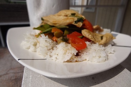 Курица с овощами и рисом: шаг 8