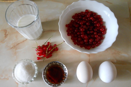 Гречневый пудинг с заварным кремом и ягодным сиропом.: шаг 2