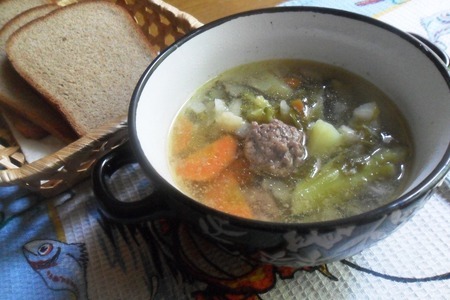 Суп с фрикадельками, брокколи и цветной капустой "летний": шаг 6