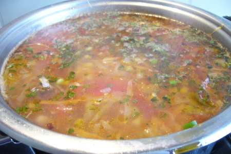 Суп томатный с зеленым горошком: шаг 4