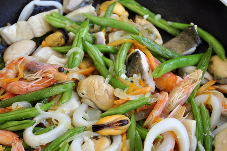 Сифудо тяхан - рис с морепродуктами по-японски: шаг 8
