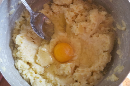  картофельная запеканка с грудинкой и яичницей .: шаг 1