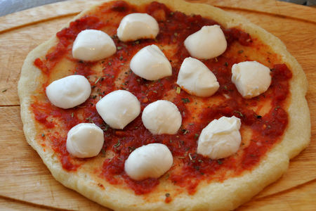 Пицца "маргарита" (в мультиварке): шаг 4