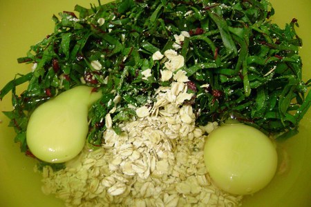 Зеленые овсяные ладушки- омлетушки к веселому завтраку.: шаг 2