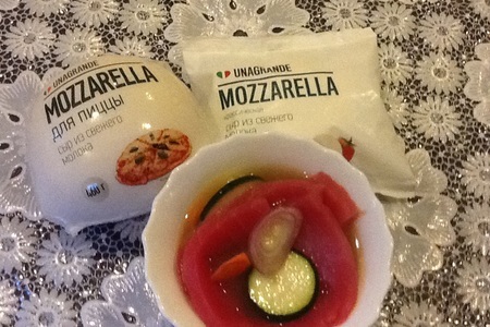 Мильфей из тунца с помидорами конфи и хрустящим базиликом в креме из моцареллы unagrande: шаг 5