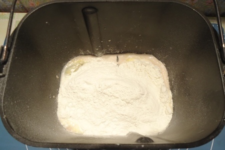 Сладкий хлеб со сливочной прослойкой и миндальными лепестками: шаг 2