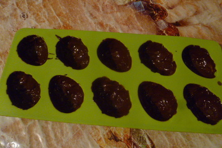 Шоколадные конфеты с творожной начинкой: шаг 10
