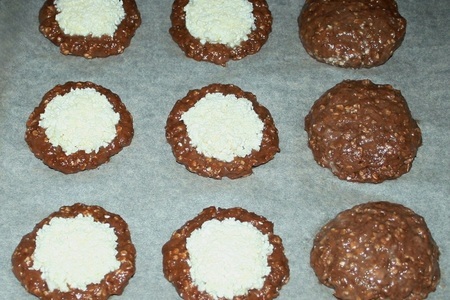 Шоколадное овсяное печенье с творожно-кокосовой начинкой: шаг 9