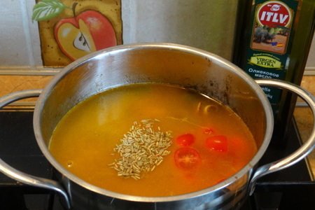 Средиземноморский суп с морепродуктами, черри и стручковой фасолью: шаг 3