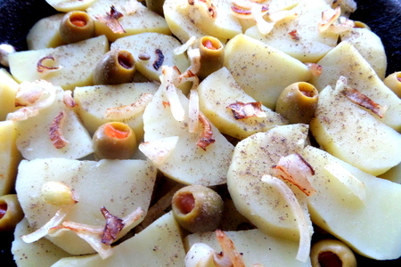 Картофельная фриттата с чечевицей и оливками: шаг 5