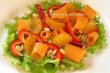 Салат из моркови и сладкого перца с мандаринами и кедровыми орешками: шаг 3