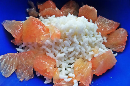 Салат "фруктовые брызги с рисом": шаг 4