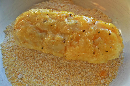 Картофельные биточки с сырной лавой: шаг 7