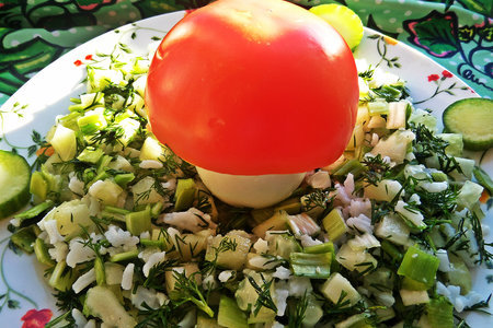 Салат "грибок на поляне"или "яйцо под майонезом": шаг 7