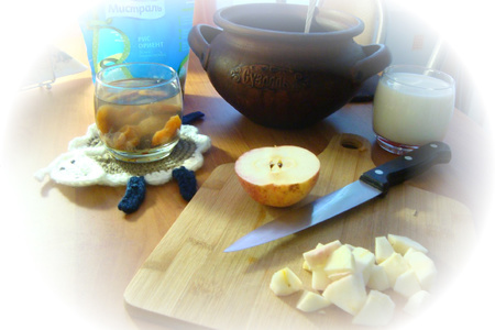 Рисовая, молочная каша с яблоком и сухофруктами из духовки: шаг 2