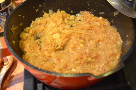 Треска  с рисом басмасти под соусом из карамелизированого лука: шаг 4