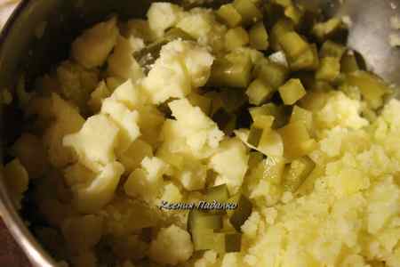 Рассыпчатый картофель с сыром и обжаренной курочкой: шаг 4