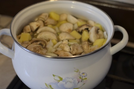 Быстрый грибной суп-пюре с сухариками с сыром: шаг 4